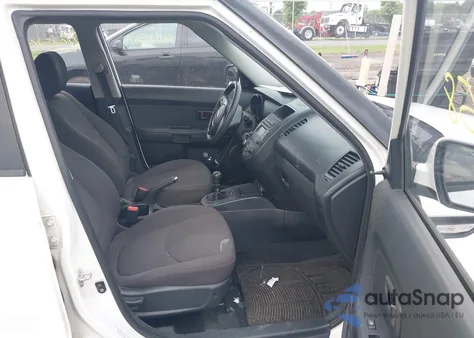 2013 Kia Soul z USA, uszkodzony, nr VIN KNDJT2A58D7767612